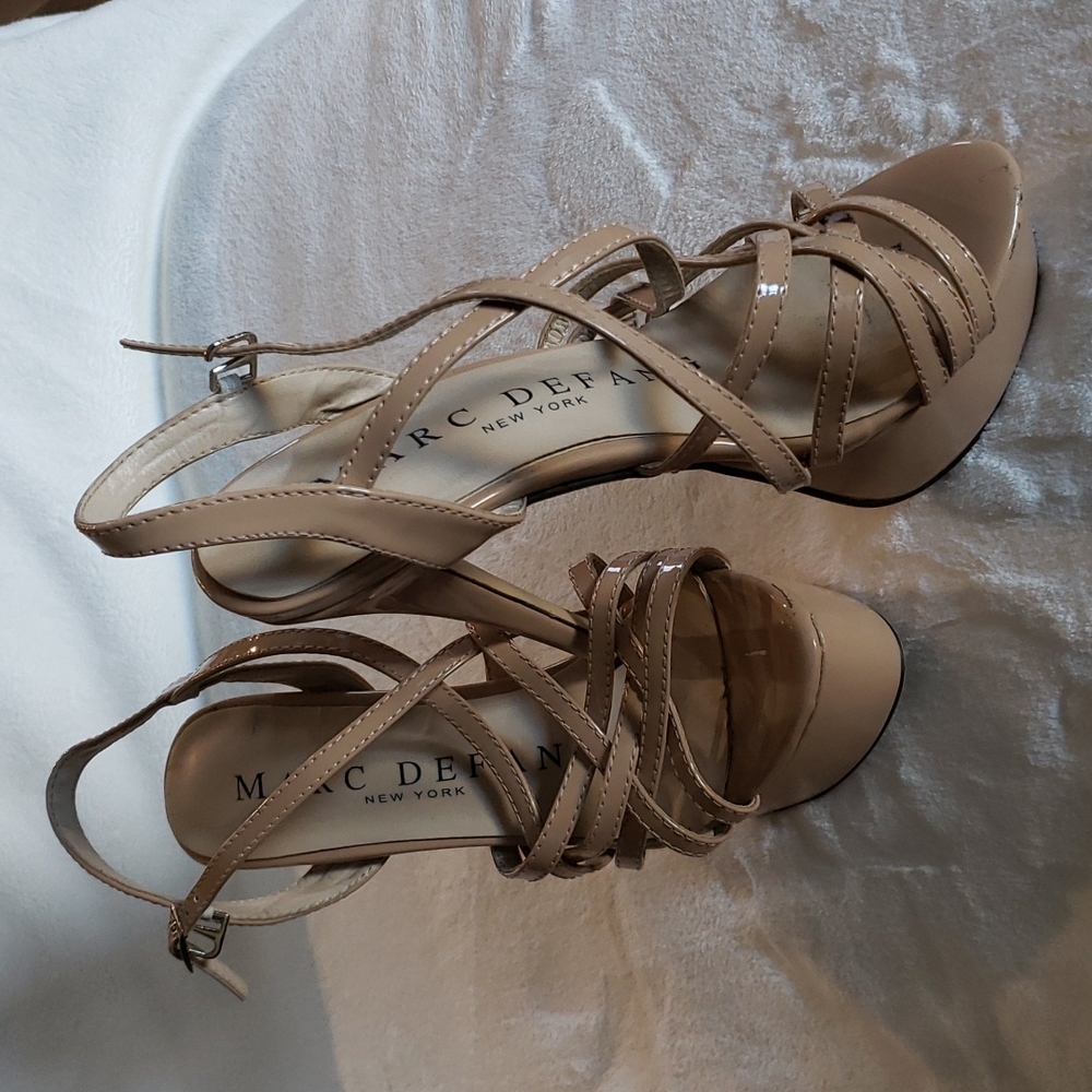 Marc Defang Tippy Tops